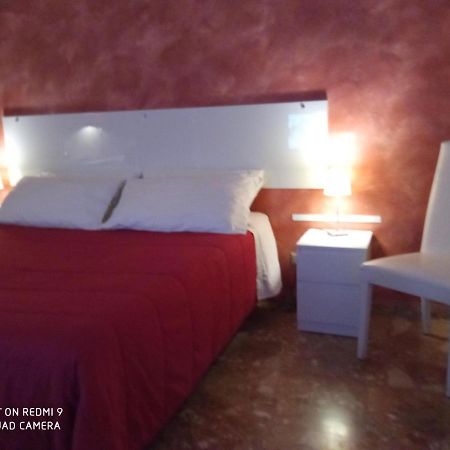 Bed & Breakfast Fontanarossa Airport -Private Parking- Κατάνια Εξωτερικό φωτογραφία